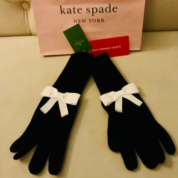 Kate Spade Black/white BOW tech friendly Gloves - Picture 7 of 11